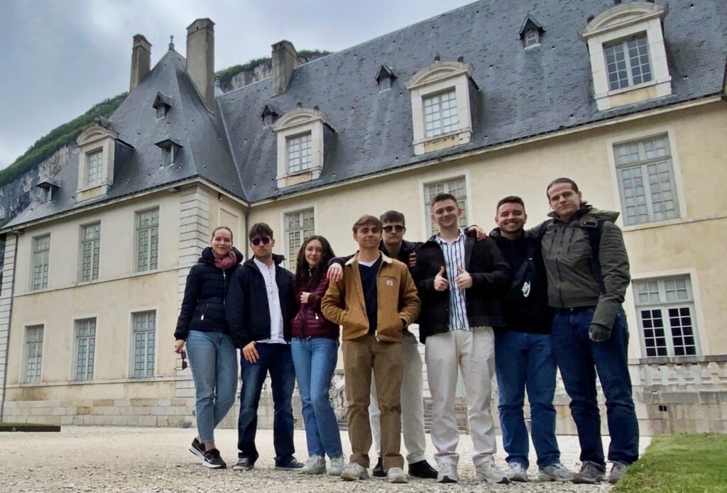 Des étudiantes et étudiants de la deuxième promotion de Citeuropass, lors de leur semaine à Grenoble en avril 2024